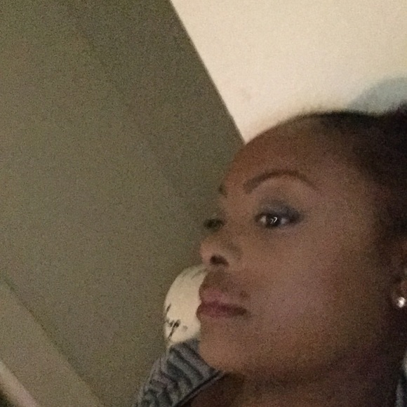 Meet your Posher, R - Picture 1 of 1